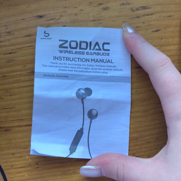 Bluetooth earphones - Picture 4 of 4